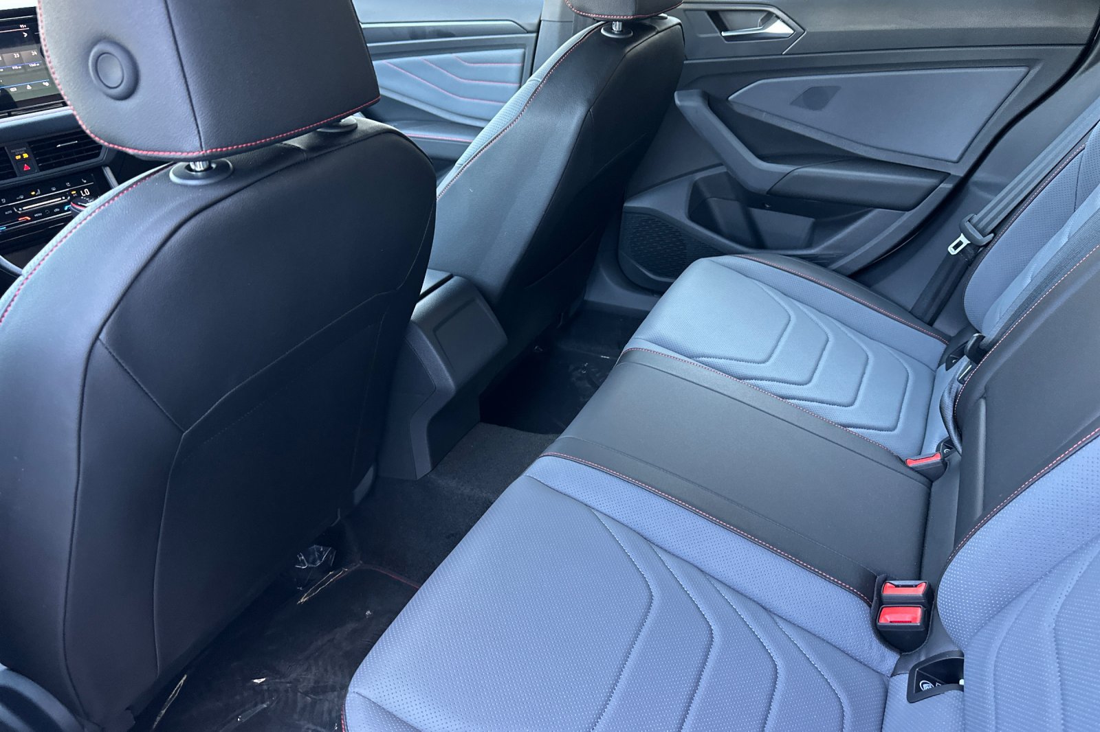 New 2026 Volkswagen Jetta GLI Autobahn FWD image 12