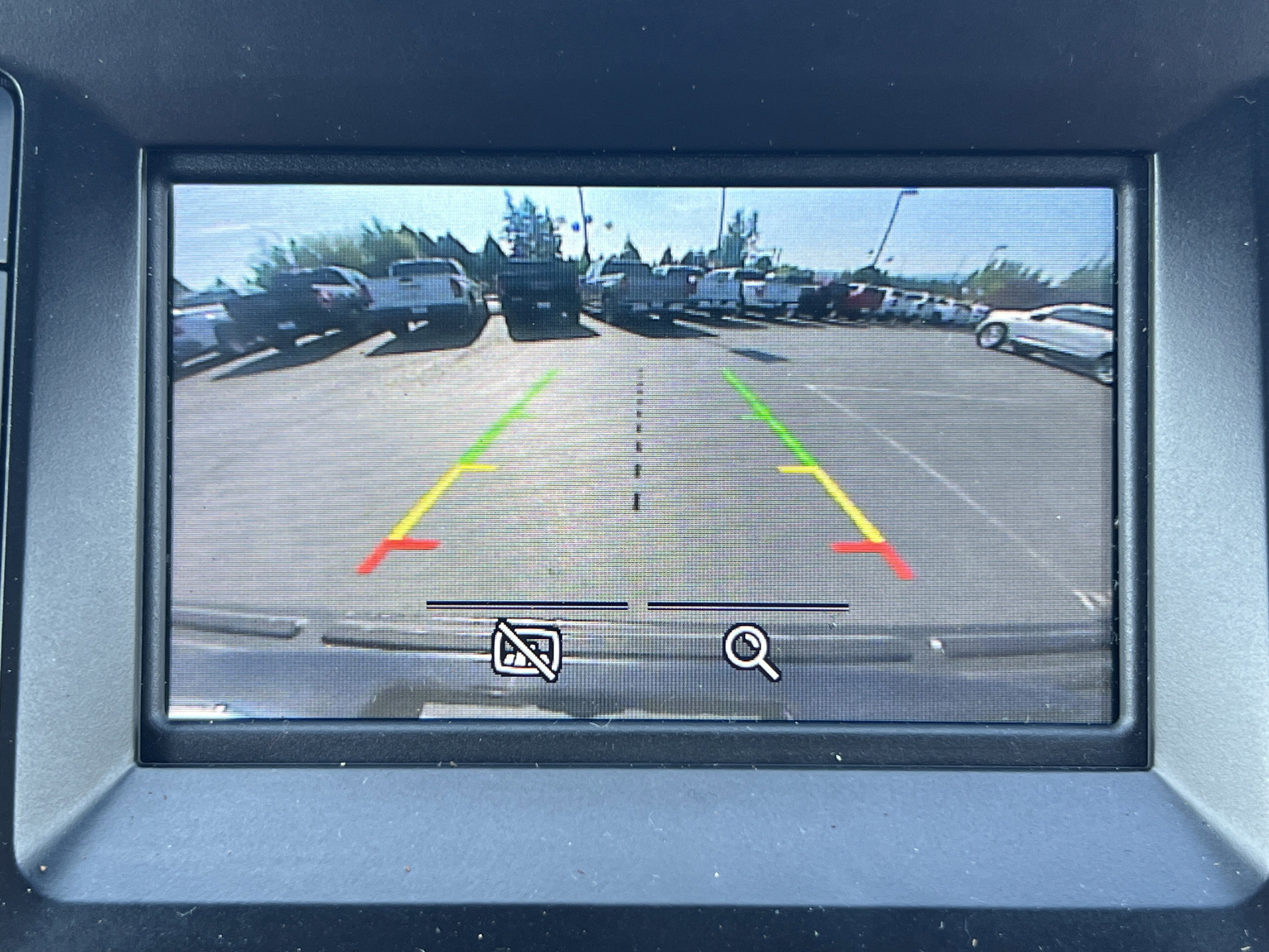 Used 2015 Ford Expedition XLT image 11