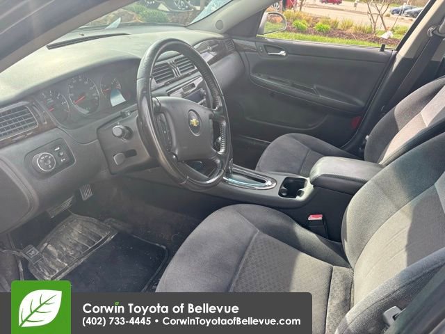 Used 2014 Chevrolet Impala LT w/ LT Sunroof Package image 42