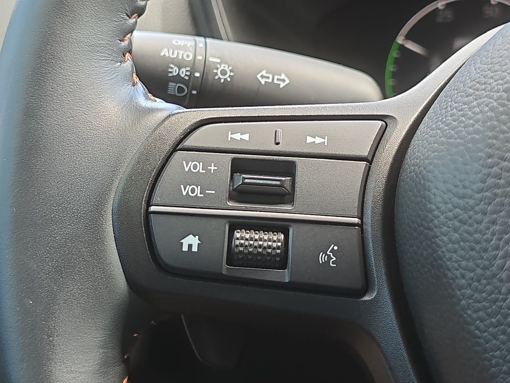 Used 2025 Honda CR-V Sport-L image 12