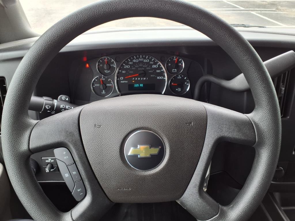New 2025 Chevrolet Express 2500 Work Van w/ Driver Convenience Package image 24