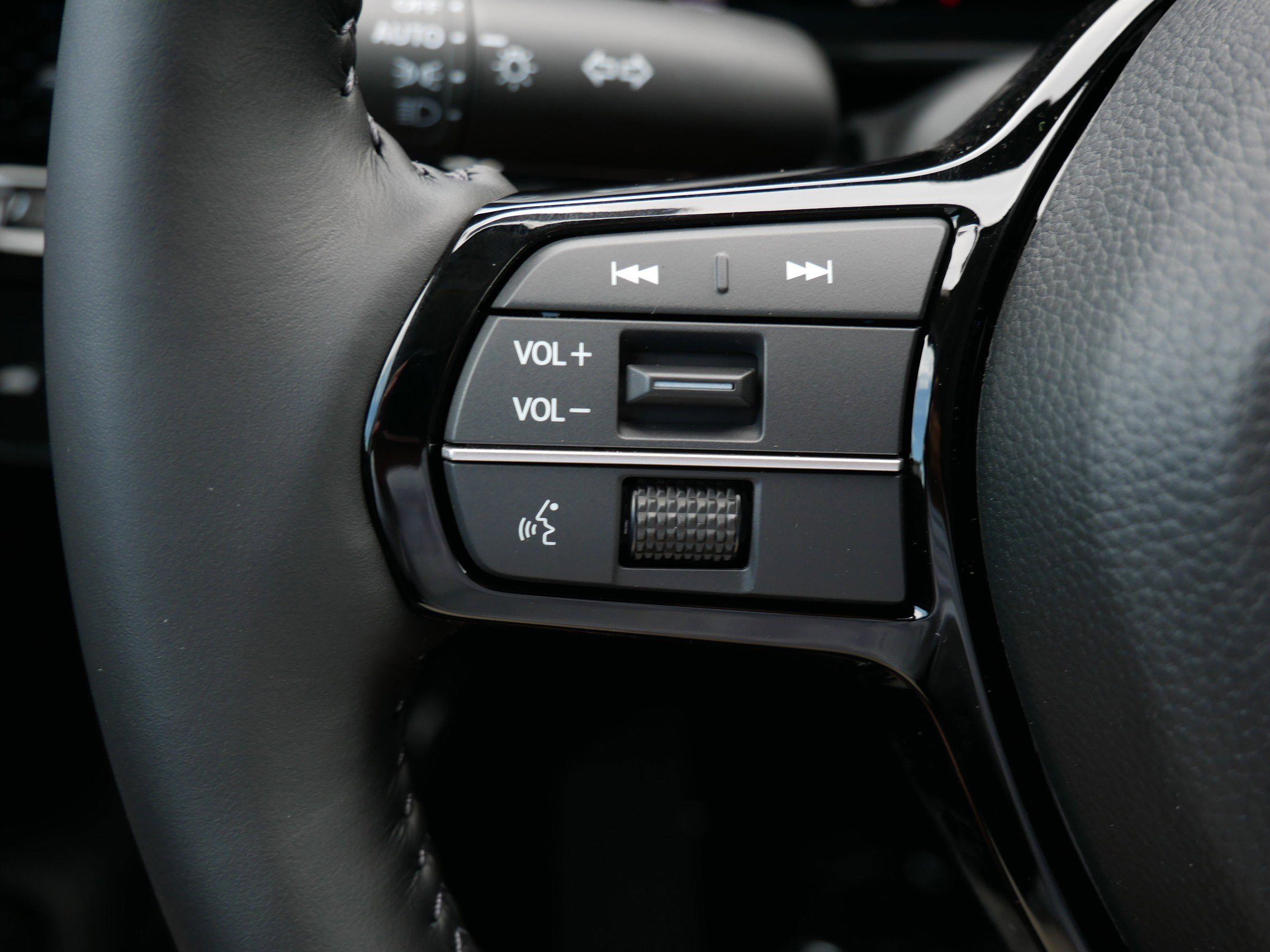 New 2026 Honda CR-V EX-L image 9