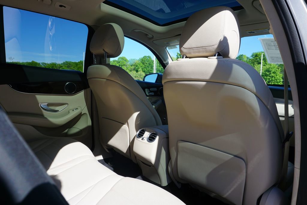 Used 2019 Mercedes-Benz GLC 300 image 49