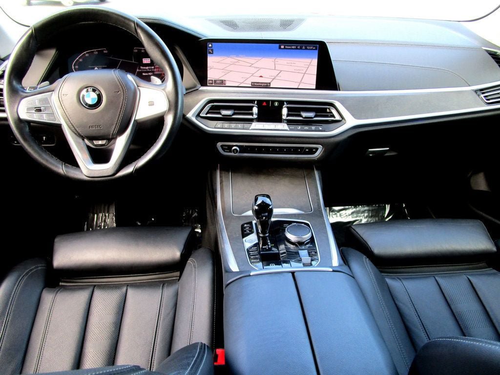 Used 2022 BMW X7 xDrive40i w/ Premium Package AWD/4WD image 2