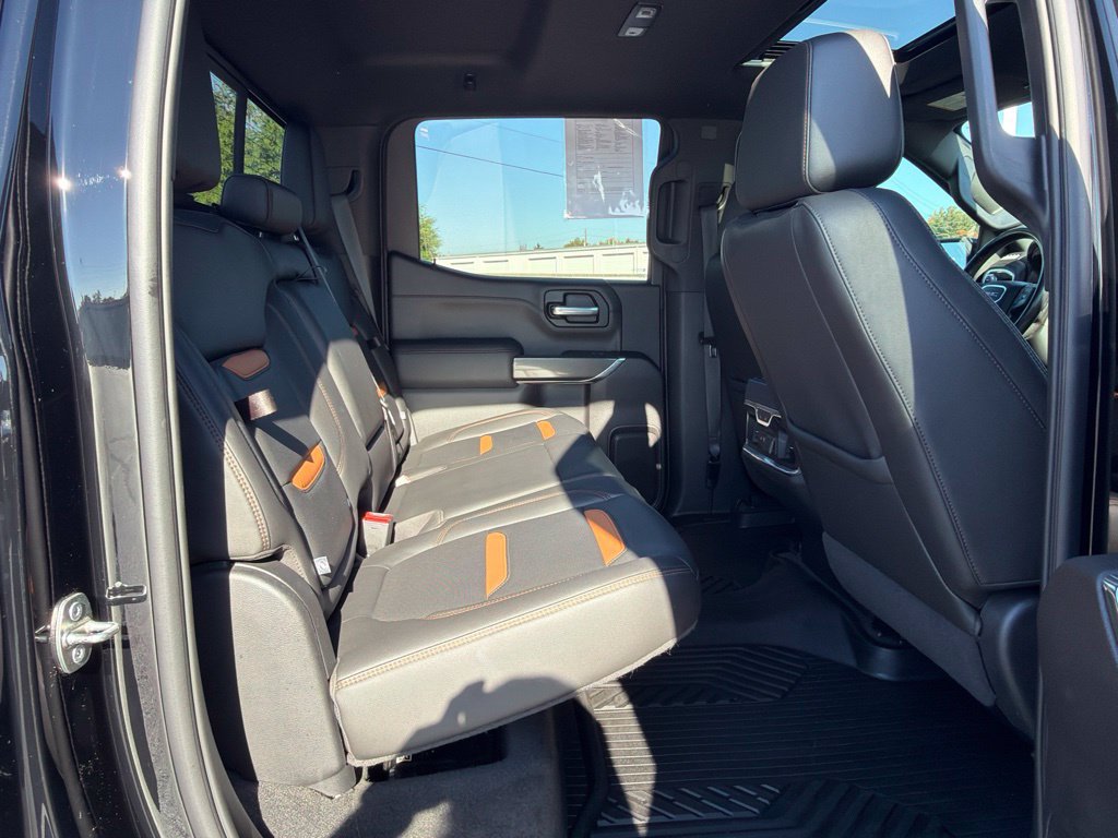 Used 2020 GMC Sierra 1500 AT4 w/ AT4 Premium Package AWD/4WD image 23
