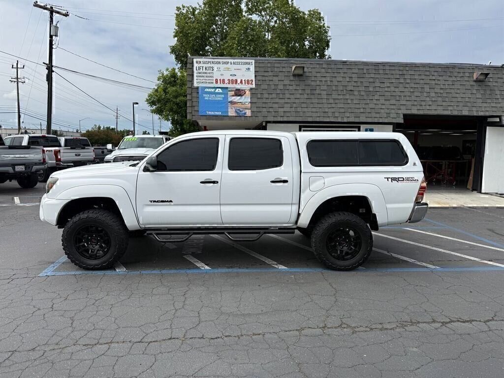 Used 2013 Toyota Tacoma PreRunner w/ SR5 Pkg RWD image 8