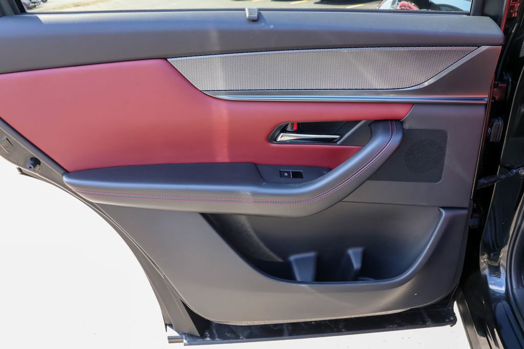 Used 2025 MAZDA CX-70 Plug-In Hybrid w/ Premium Plus image 31