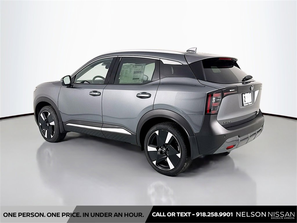 New 2025 Nissan Kicks SR w/ SR Premium Package image 7