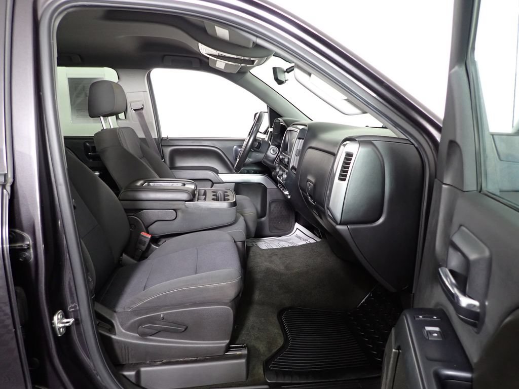 Used 2015 Chevrolet Silverado 1500 LT w/ LT Convenience Package AWD/4WD image 32