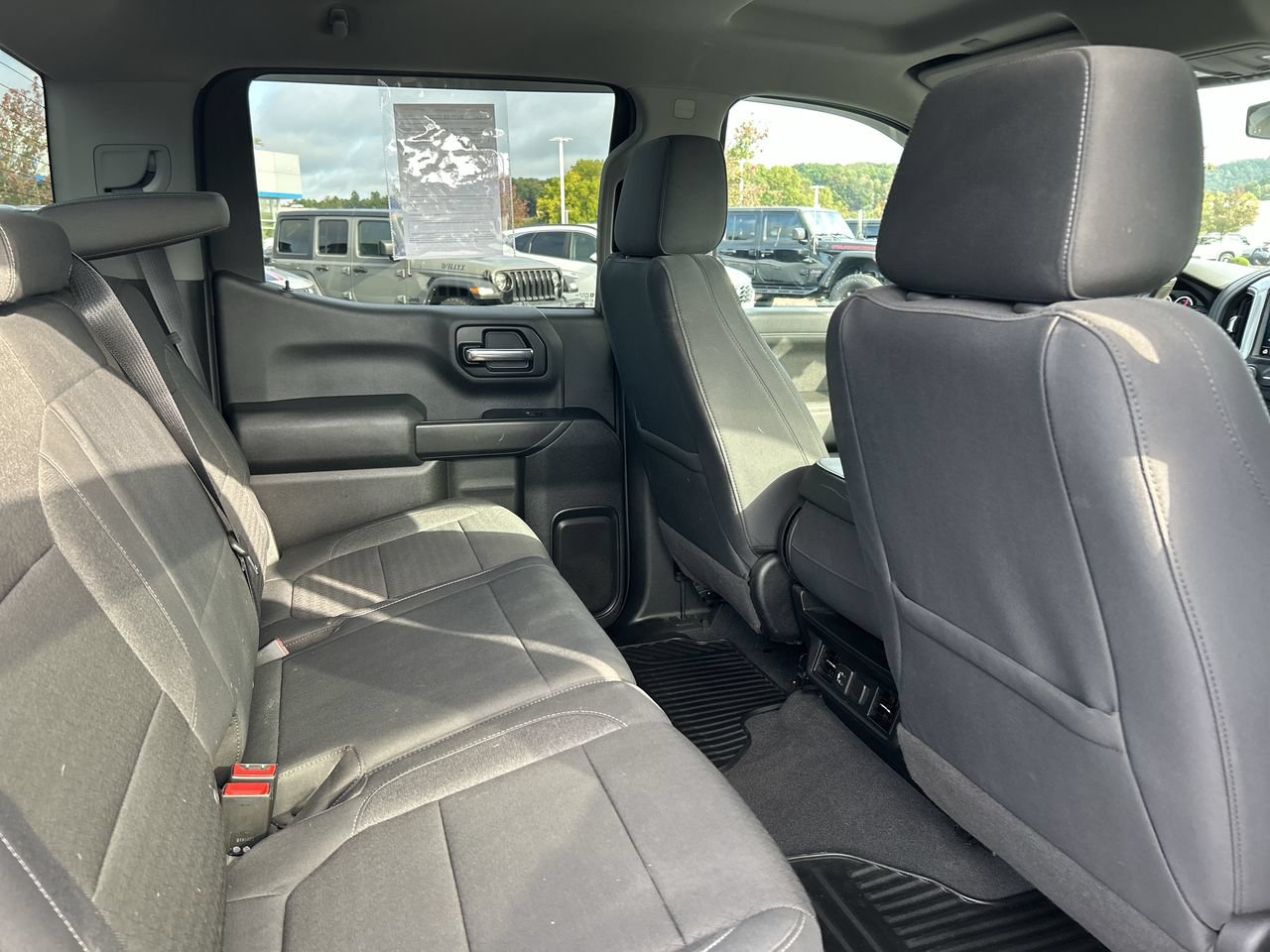 Used 2020 Chevrolet Silverado 1500 LT w/ All-Star Edition AWD/4WD image 19