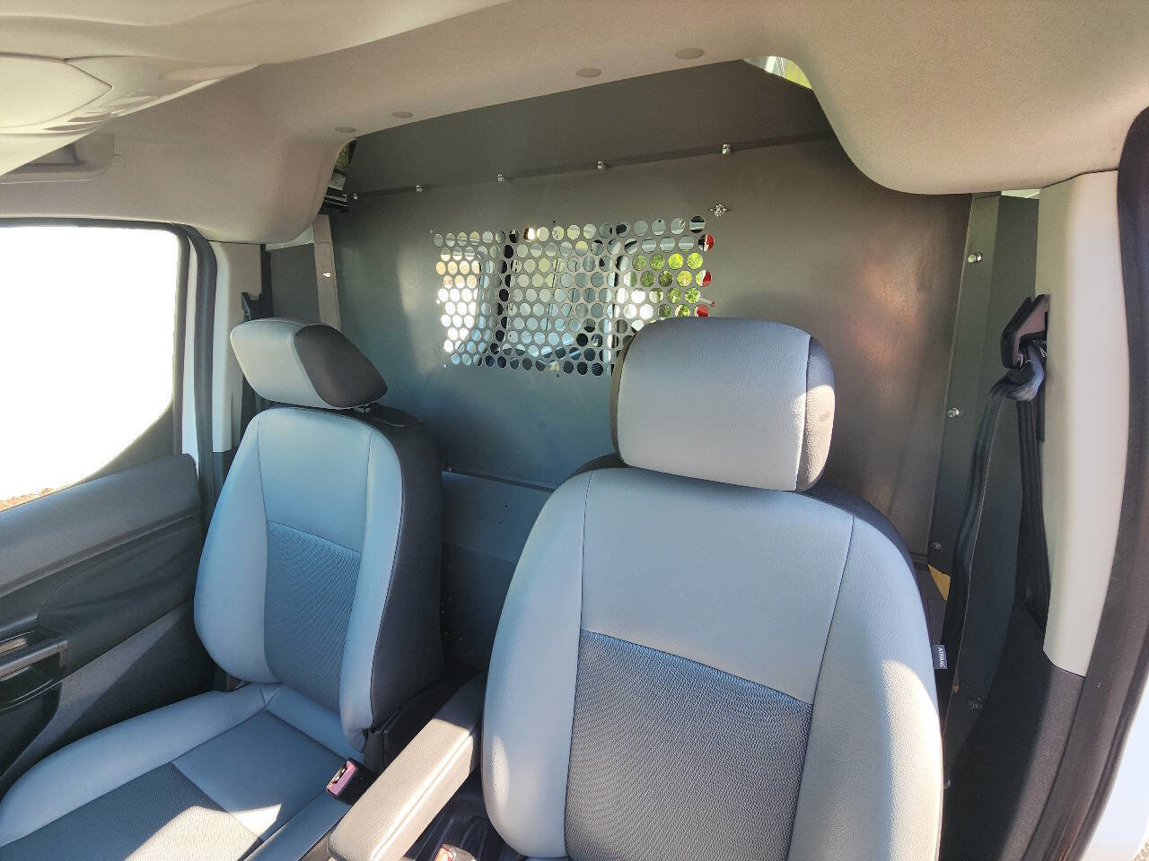 Used 2015 Ford Transit Connect XL image 20