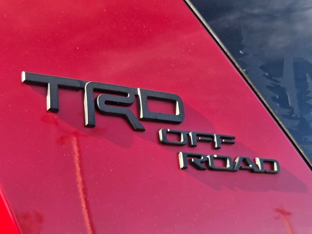 Used 2021 Toyota 4Runner Venture w/ Moonroof Package AWD/4WD image 15