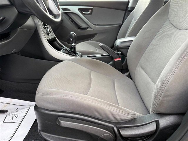 Used 2016 Hyundai Elantra SE image 18