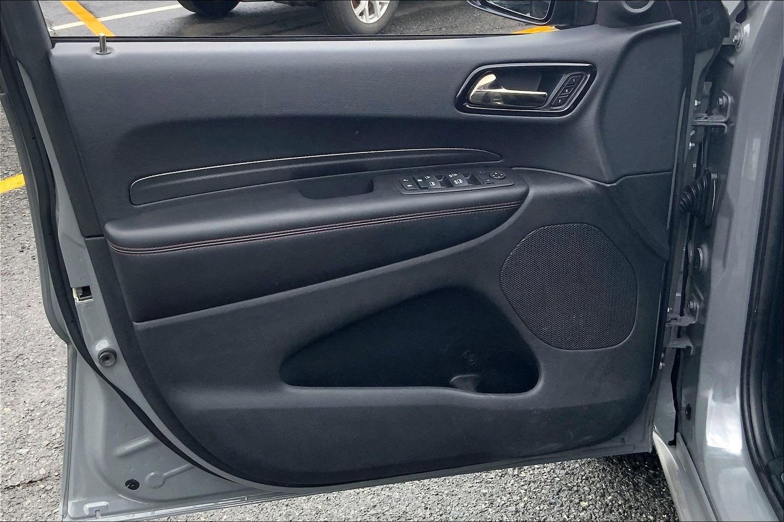 Used 2022 Dodge Durango R/T w/ Trailer Tow Group IV image 21