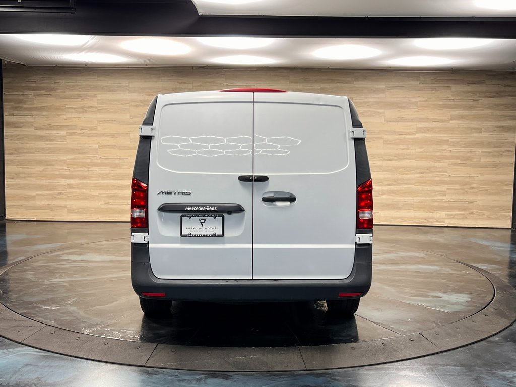 Used 2022 Mercedes-Benz Metris image 16