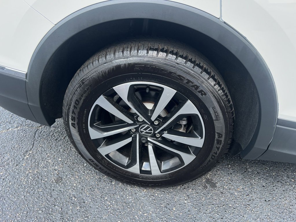 Used 2023 Volkswagen Tiguan S image 32