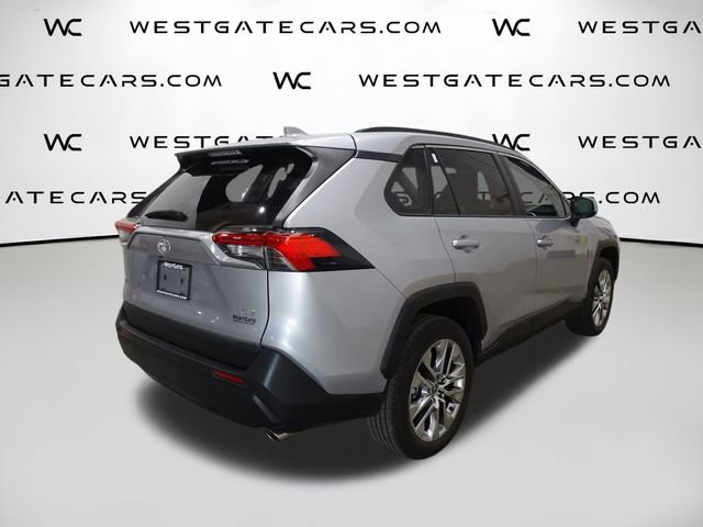 Used 2021 Toyota RAV4 XLE Premium image 40
