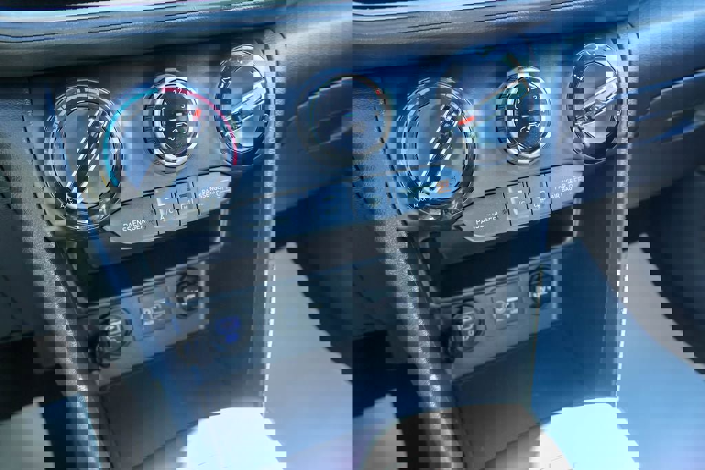 Used 2021 Hyundai Kona SE w/ Cargo Package image 14