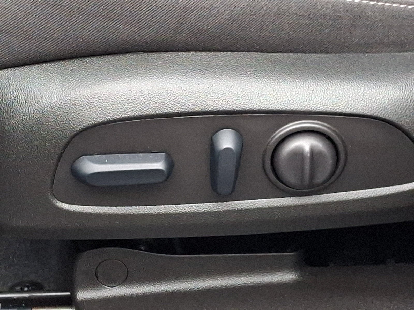Used 2024 Chevrolet Equinox LS w/ LS Convenience Package FWD image 26