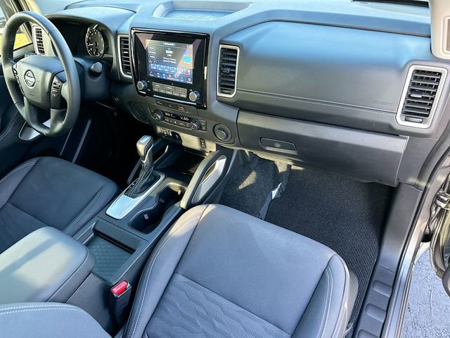 Used 2024 Nissan Frontier SV w/ SV Convenience Package image 32