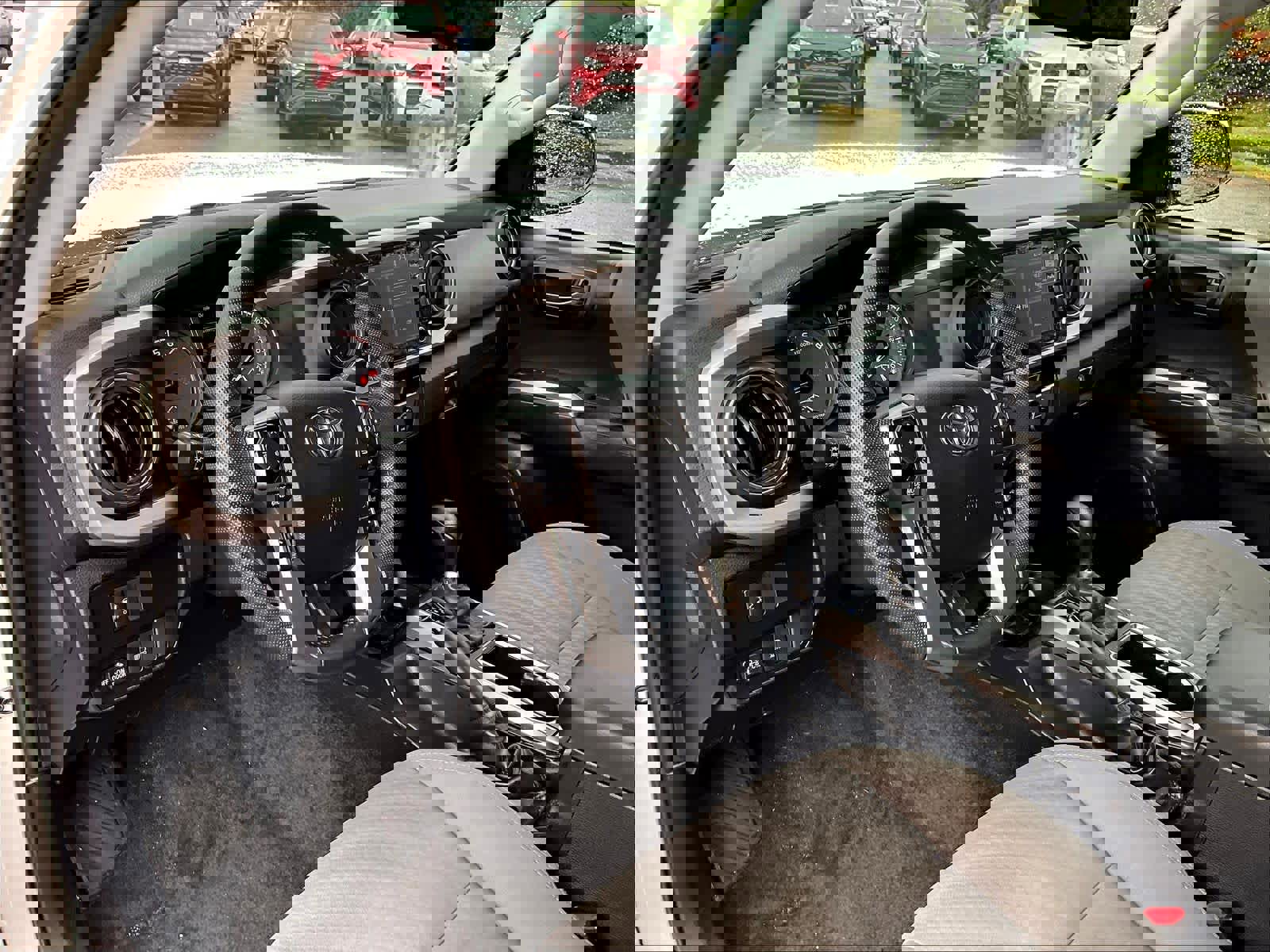 Used 2022 Toyota Tacoma SR5 image 8