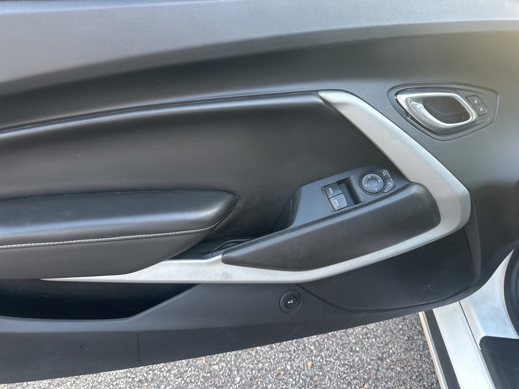 Used 2021 Chevrolet Camaro LT w/ RS Package image 11