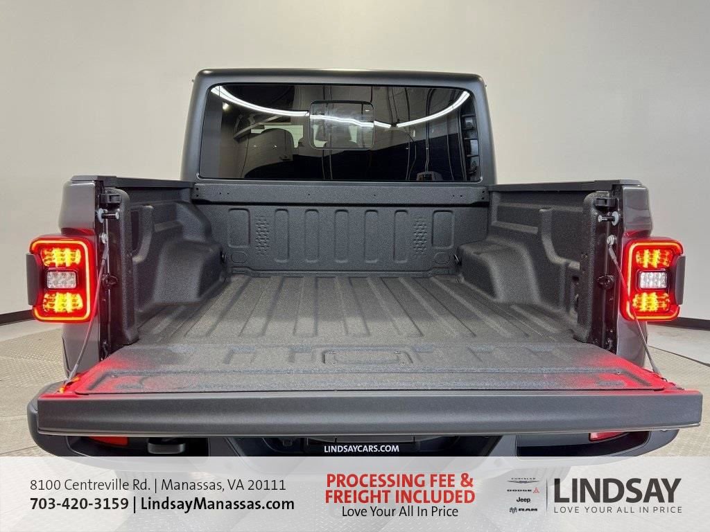 New 2026 Jeep Gladiator Sport AWD/4WD image 7