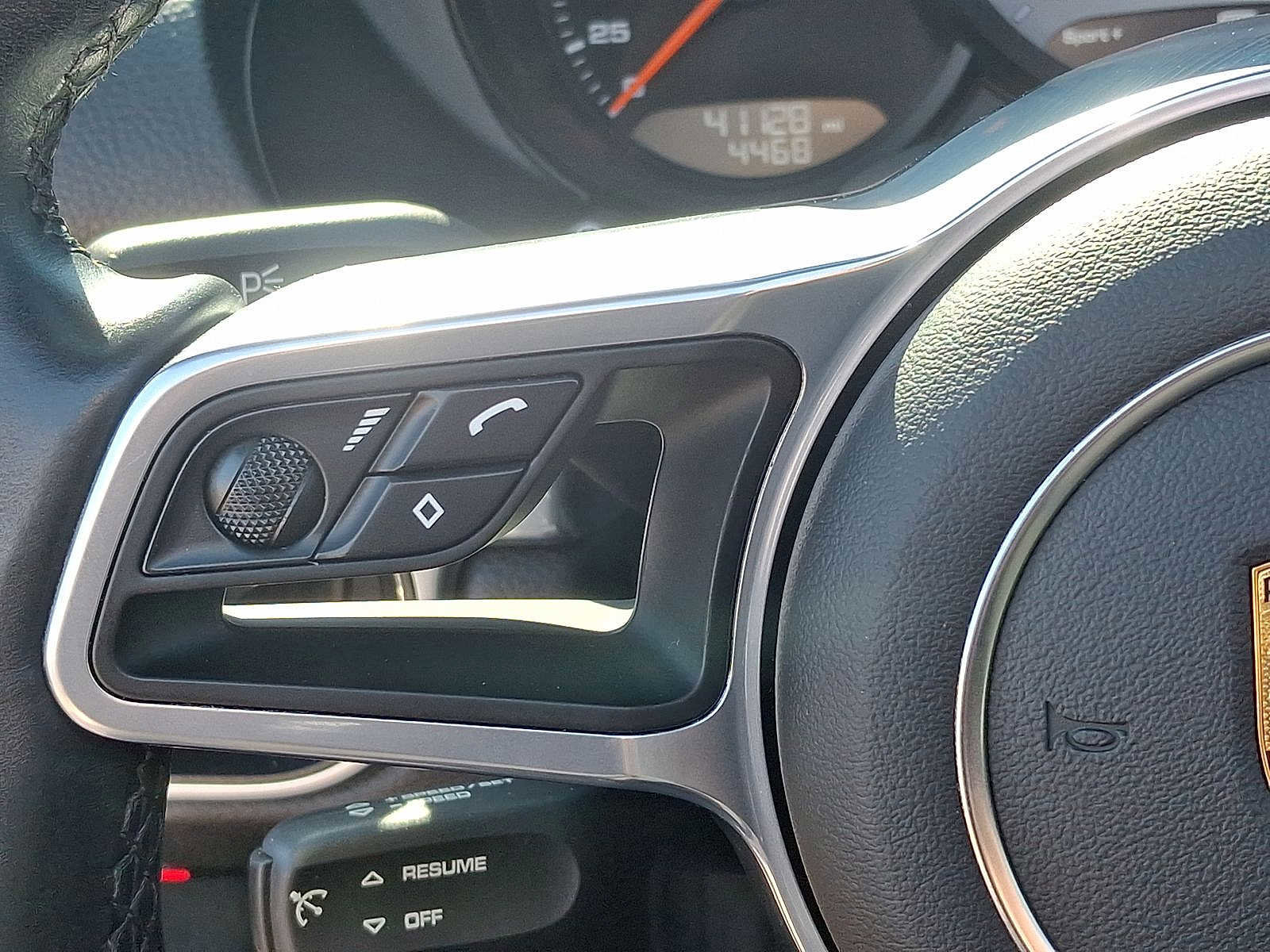 Used 2021 Porsche 718 Boxster S image 17