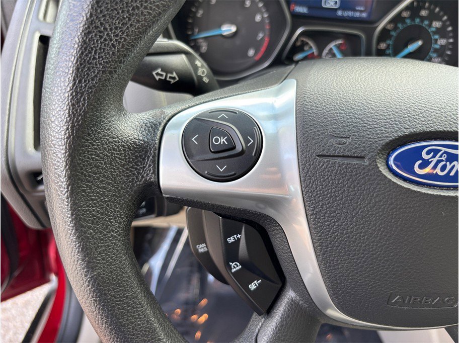 Used 2014 Ford Focus SE w/ SE Winter Package image 19