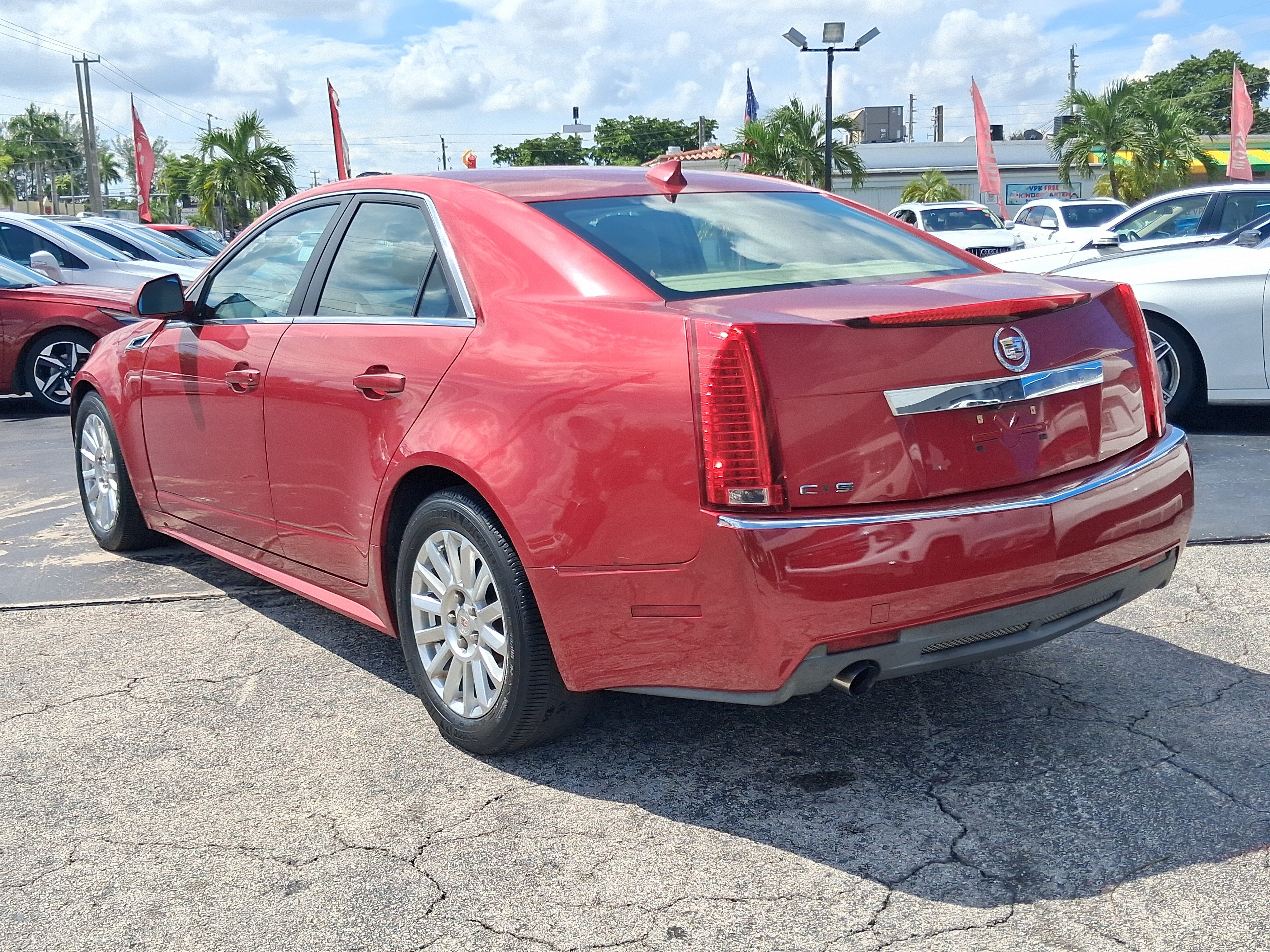 Used 2011 Cadillac CTS Luxury RWD image 7