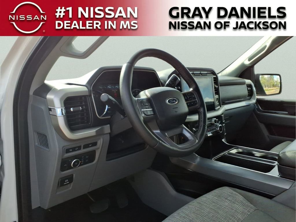 Used 2022 Ford F150 XLT w/ Equipment Group 302A High image 9