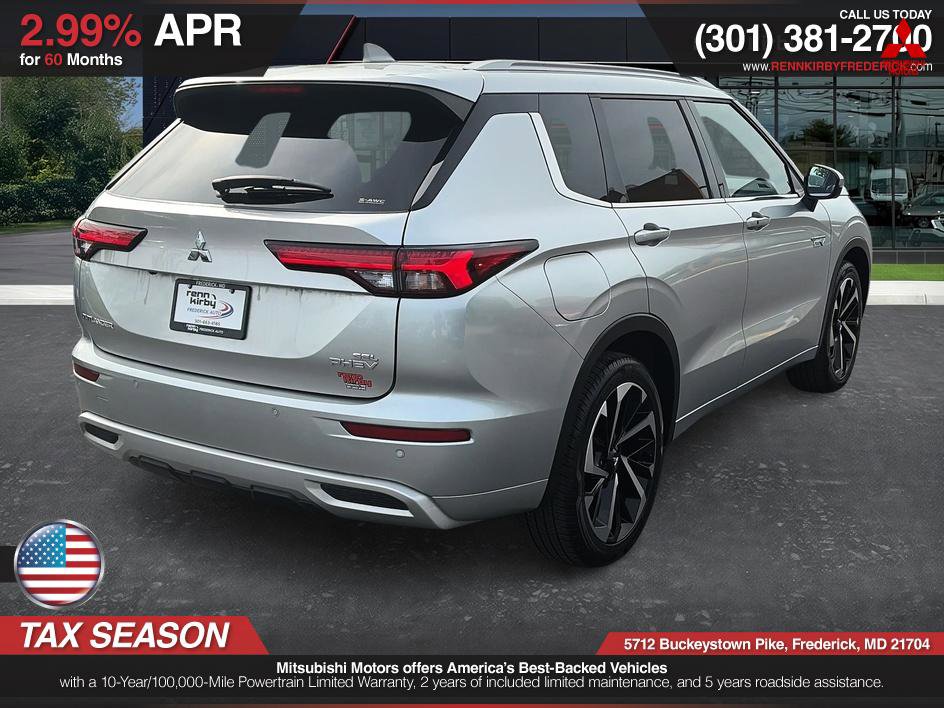 Used 2023 Mitsubishi Outlander SEL image 7