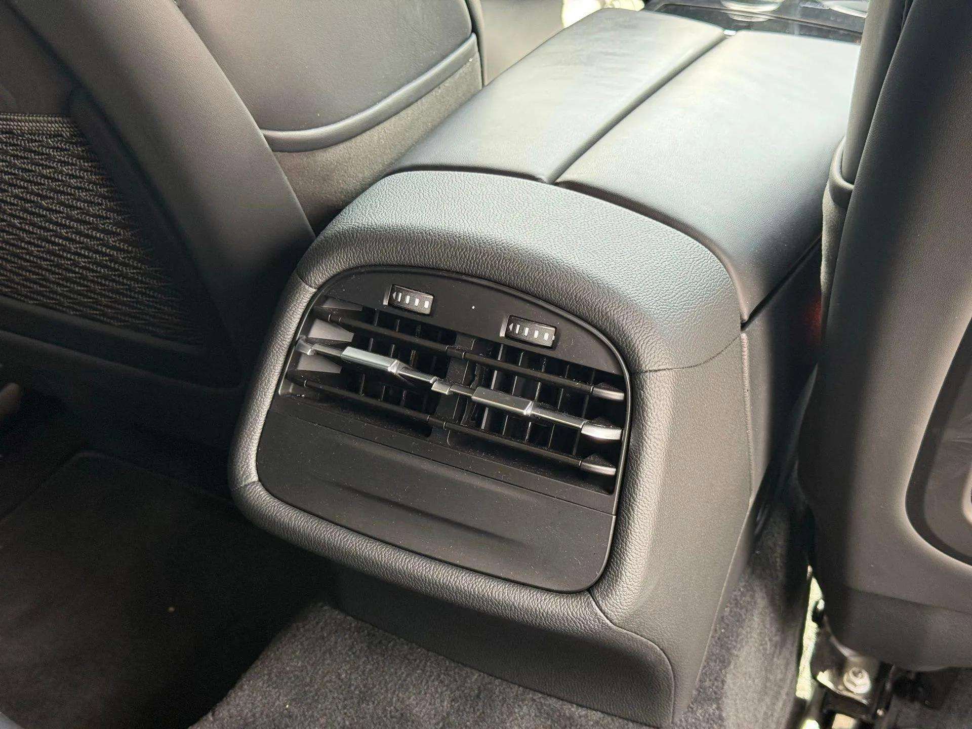 Certified 2023 Maserati Ghibli Modena Q4 AWD/4WD image 19