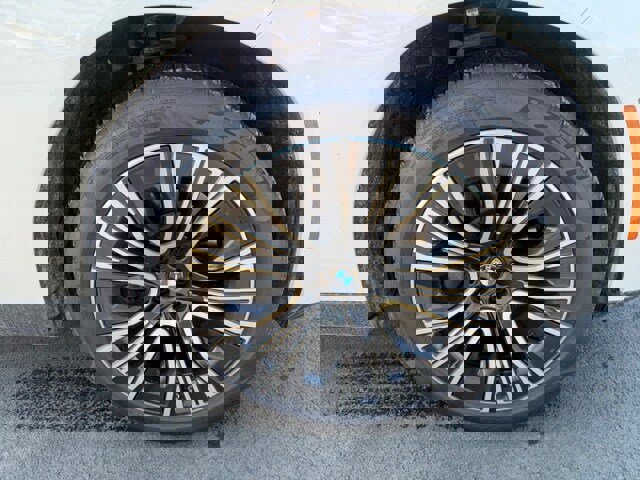 Certified 2025 BMW X3 xDrive30i w/ Premium Package image 11