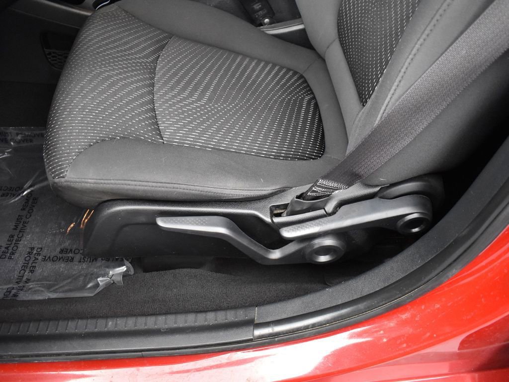 Used 2018 Dodge Journey SE w/ Popular Equipment Group image 12