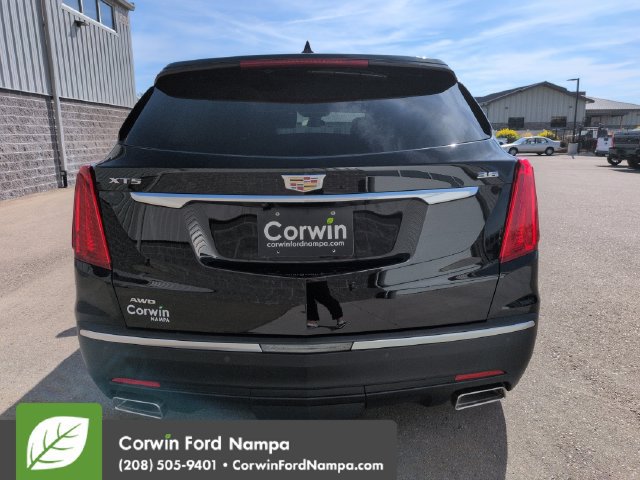 Used 2018 Cadillac XT5 Premium Luxury AWD/4WD image 4