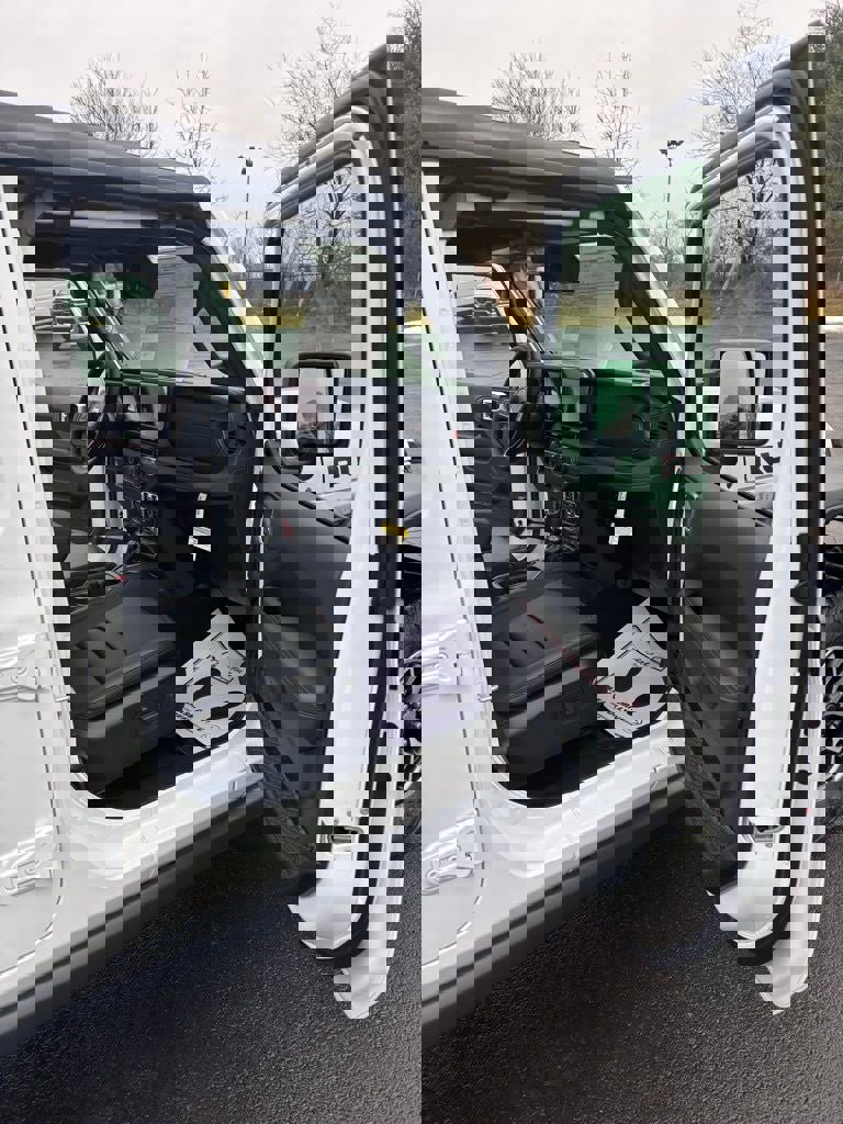 New 2026 Jeep Wrangler Unlimited Rubicon image 19