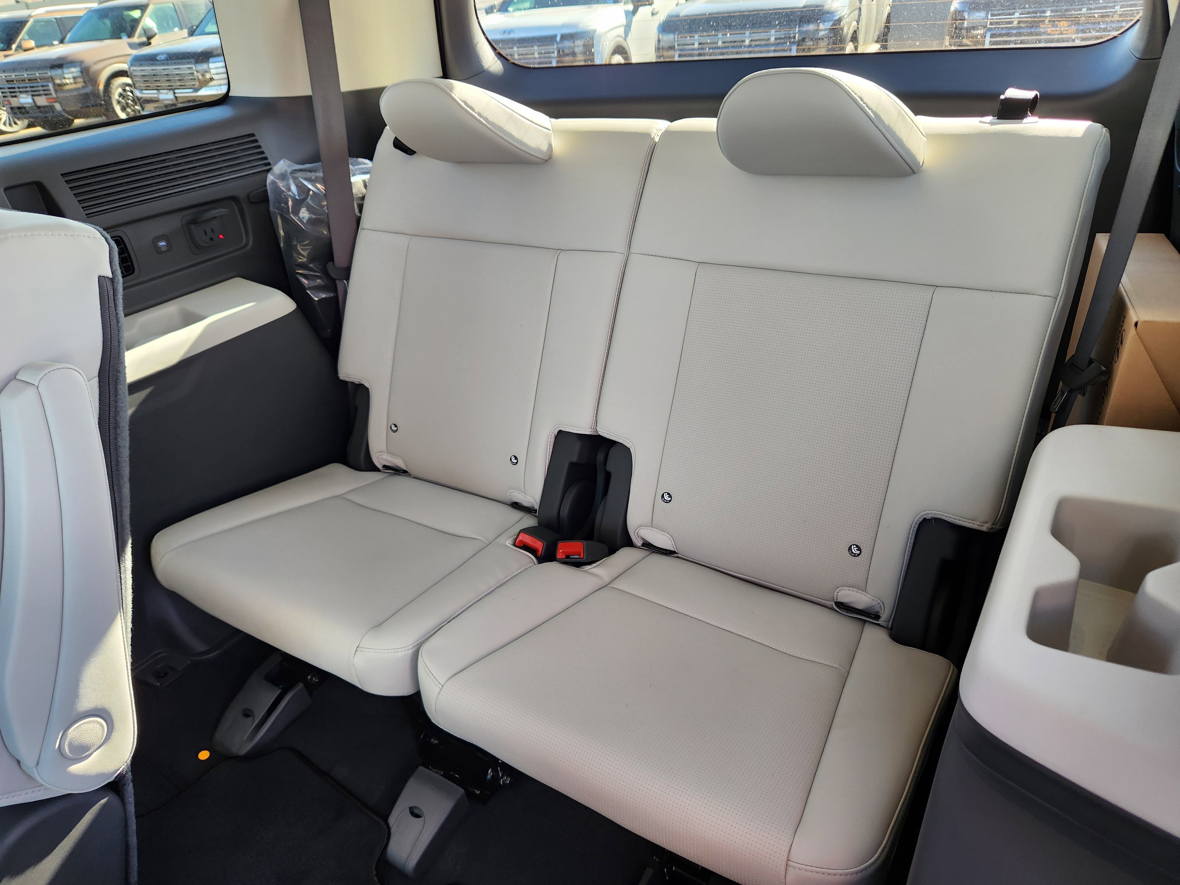 New 2026 Hyundai Santa Fe Calligraphy image 11