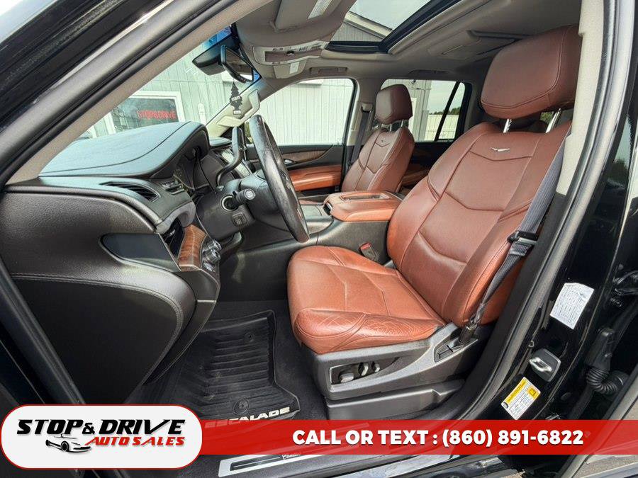 Used 2015 Cadillac Escalade Premium image 17