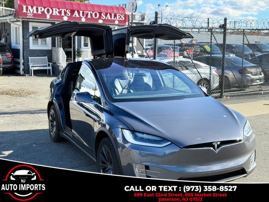 Used 2018 Tesla Model X P100D image 2