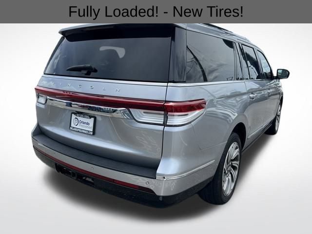 Used 2022 Lincoln Navigator L Reserve image 10
