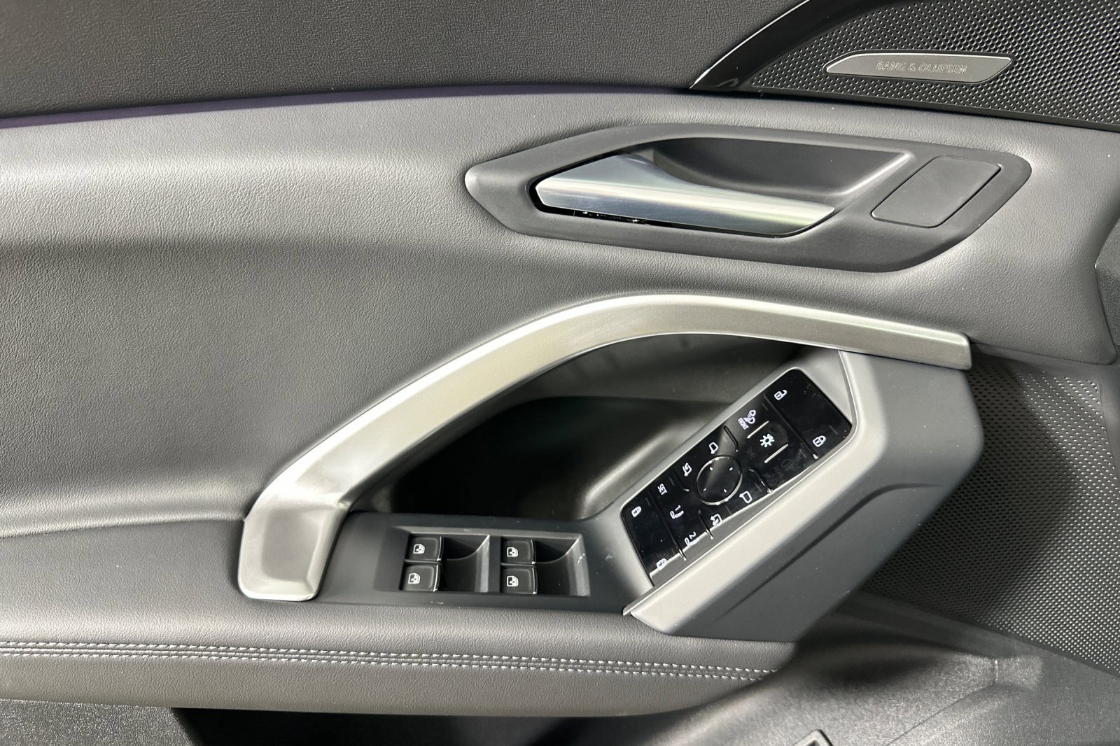 New 2025 Audi Q5 Premium Plus image 10