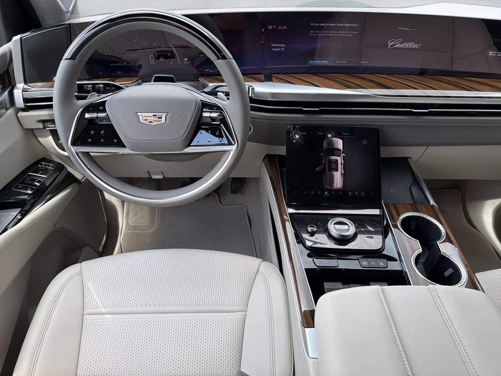 New 2026 Cadillac Escalade ESV Platinum Luxury w/ LPO, Radiant Package AWD/4WD image 16
