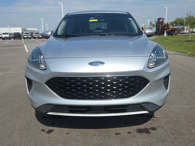 Used 2020 Ford Escape SE FWD image 3