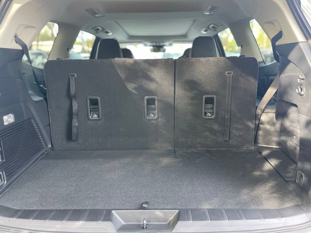 Used 2023 Subaru Ascent Limited w/ Technology Package image 19