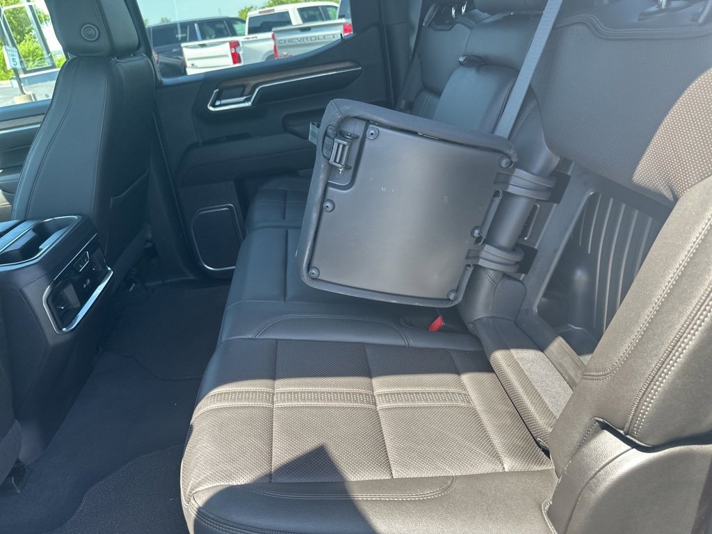 Used 2023 Chevrolet Silverado 1500 High Country w/ Technology Package image 28