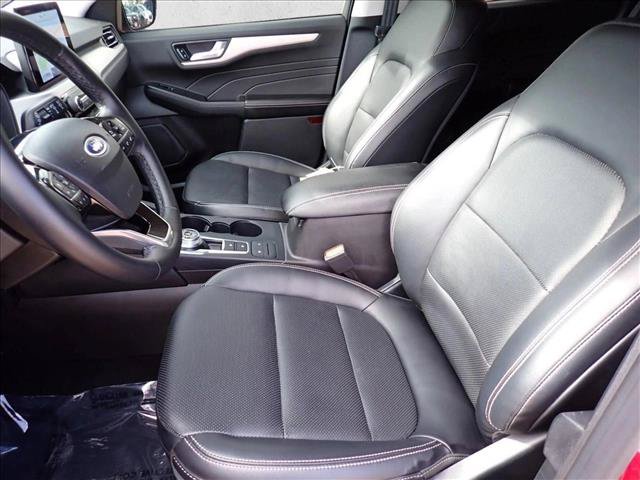 Used 2021 Ford Escape SEL w/ Technology Package AWD/4WD image 13