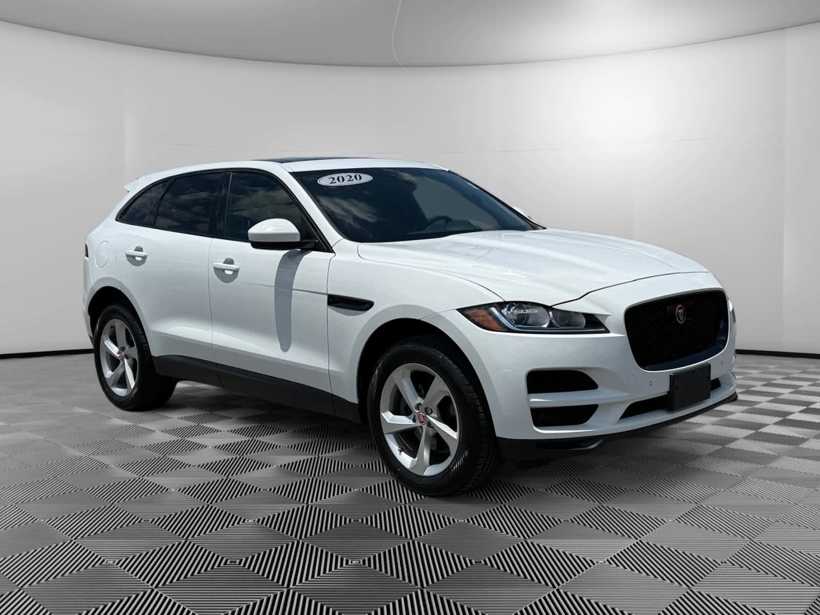Used 2020 Jaguar F-PACE Premium AWD/4WD image 3