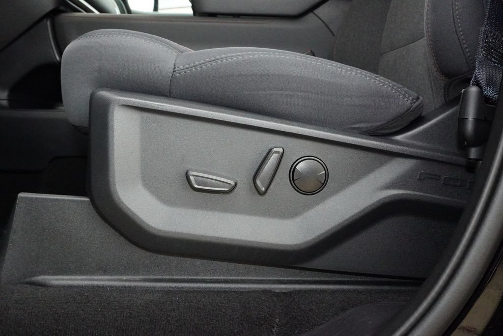 Used 2025 Ford Expedition Max Active AWD/4WD image 26