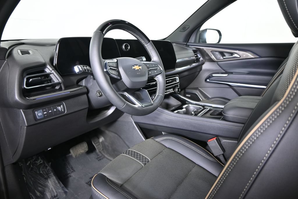 Used 2026 Chevrolet Traverse High Country w/ LPO, Floor Liner Package AWD/4WD image 24